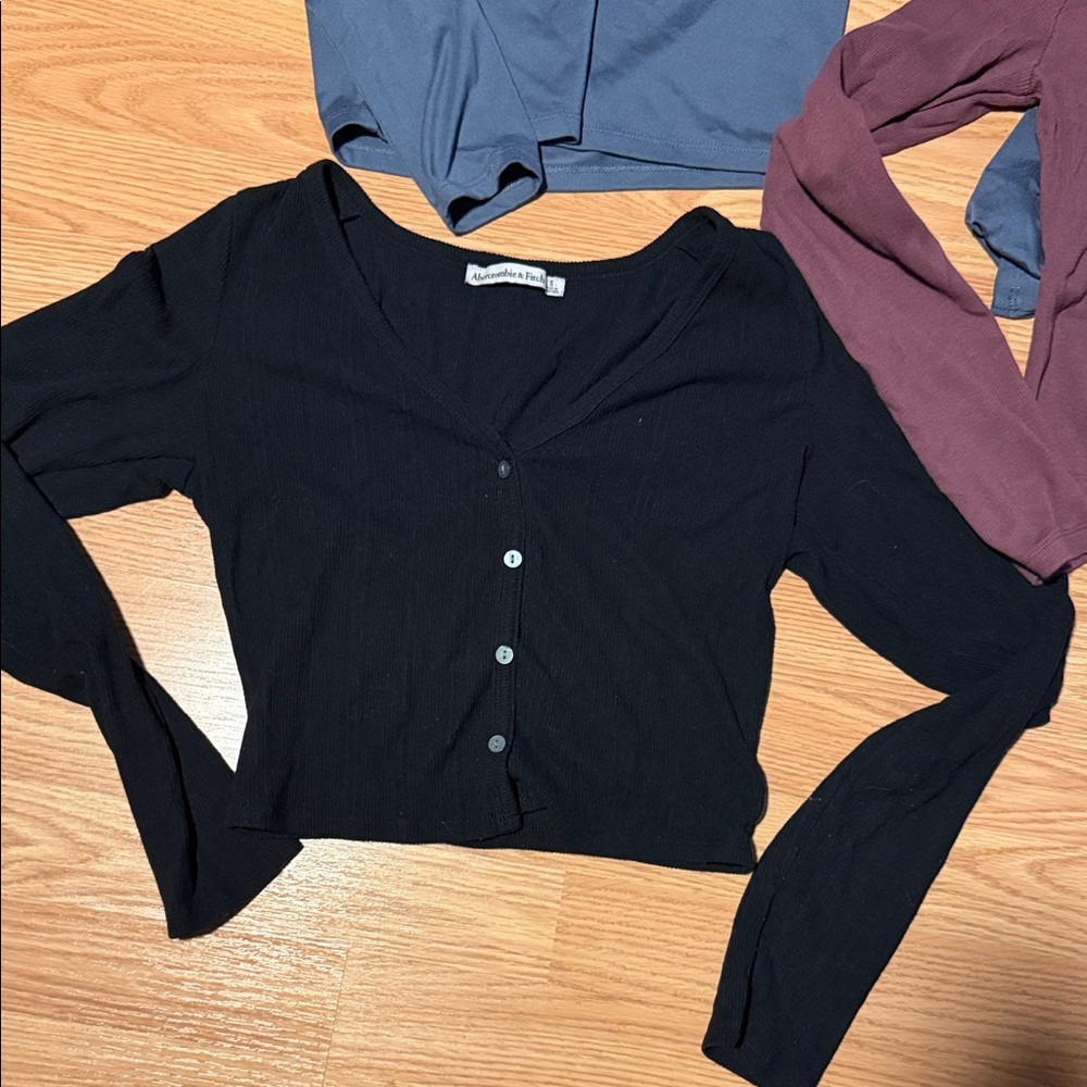 Women's Long Sleeve Tops - Black, Blue, and Purple - Picture 4 of 7